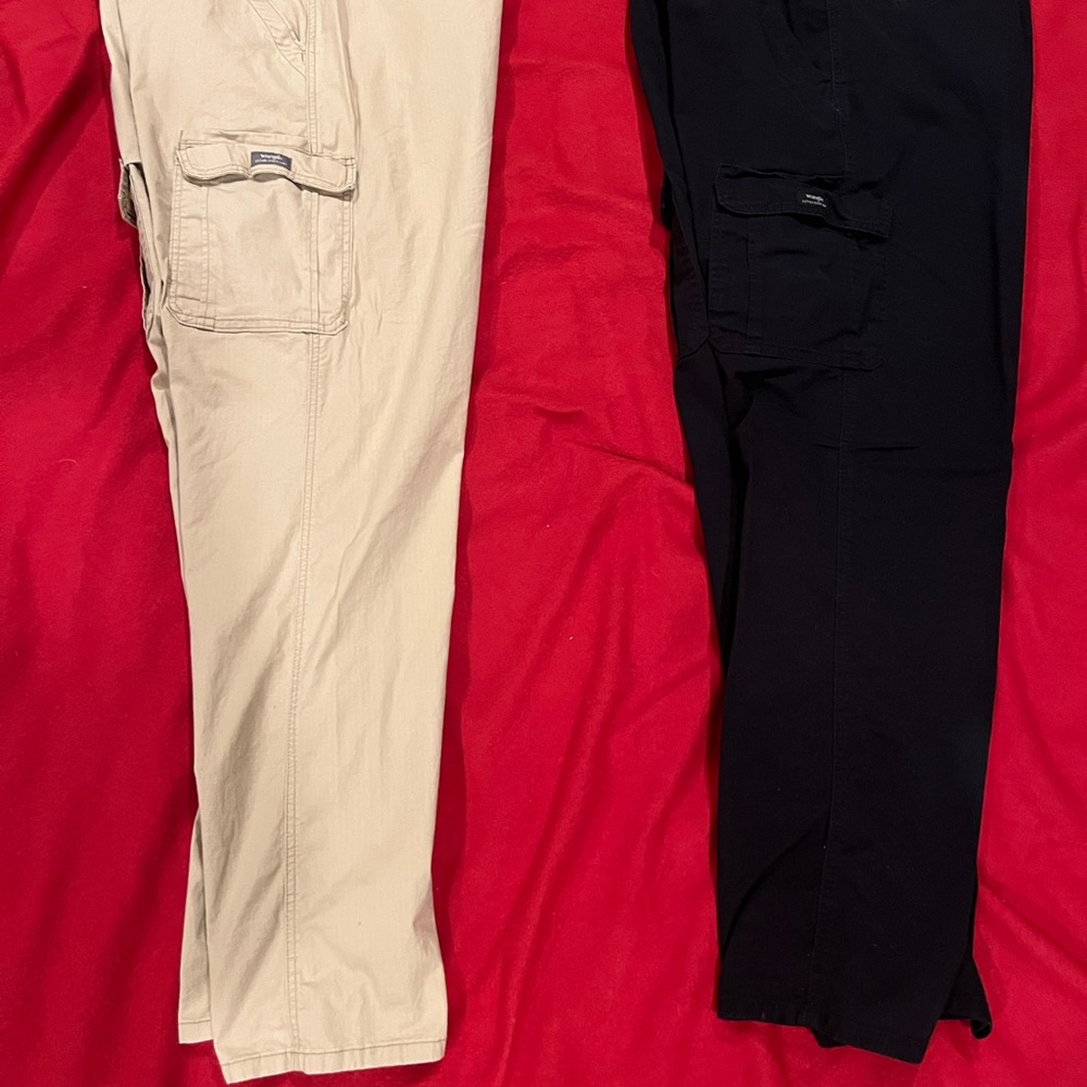 BUNDLE: 2pairs$18 Wrangler Men's Cargo Pants - Black and Cream